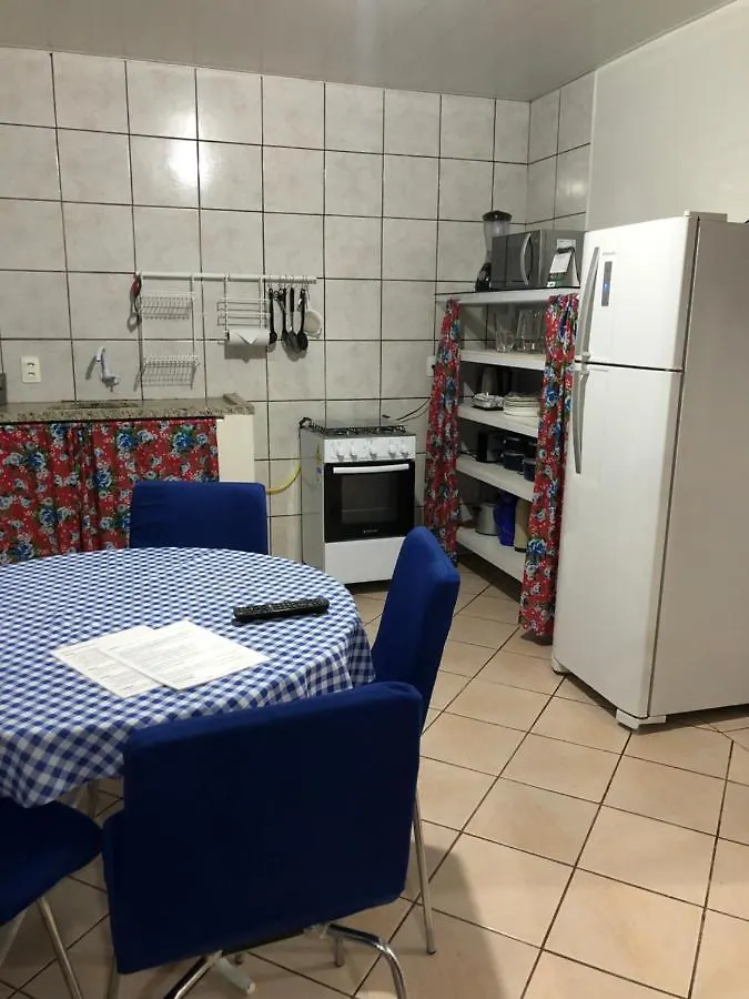 Casinha De Praia Na Fazenda Da Armacao Governador Celso Ramos 0*,  Brazílie
