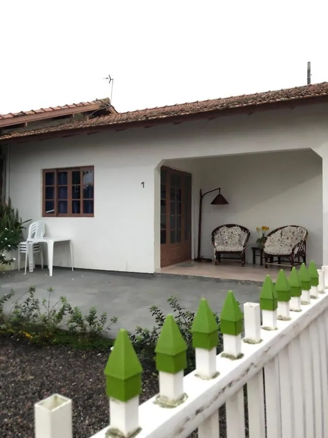 Casinha De Praia Na Fazenda Da Armacao Governador Celso Ramos Prázdninový dům